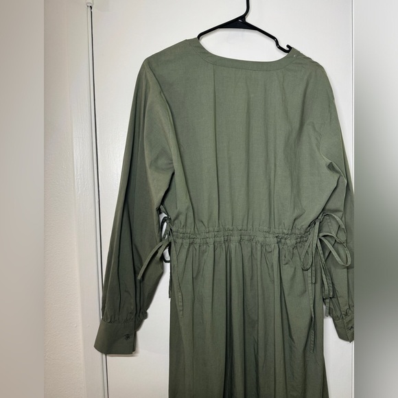 Rails Green Maple Olive Smoke Long Sleeve V Neckline Midi Dress Size Medium - Picture 8 of 16